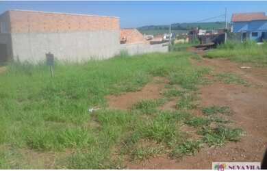 Imagem: O terreno possui 253m² de Área Privada e está localizado