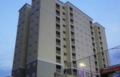 Imagem: O apartamento possui 3 Dormitórios, 1 Suíte, 2 Banheiros