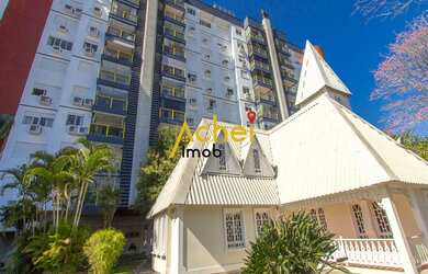 Imagem 2: Cobertura de 2 dormitórios toda reformada, opção para 3 com 2 vagas separadas no bairro m