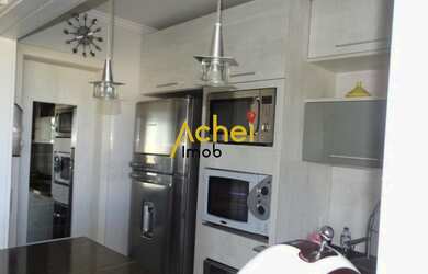 Imagem 5: Cobertura de 2 dormitórios toda reformada, opção para 3 com 2 vagas separadas no bairro m