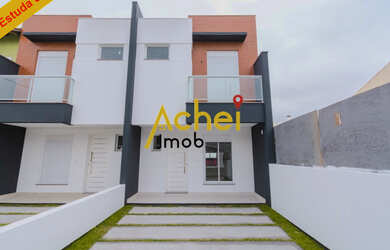 Imagem: A casa possui 3 Dormitórios, 1 Suíte, 3 Banheiros, 2 Vagas