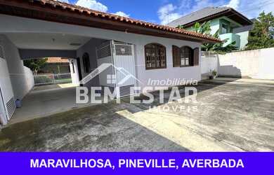 Imagem: A casa possui 3 Dormitórios, 2 Banheiros, 6 Vagas na garagem