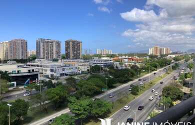 Imagem: A sala comercial possui 5 Banheiros, 5 Vagas na garagem, 706m²