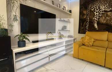 Imagem: O apartamento possui 2 Dormitórios, 1 Banheiro, 2 Vagas na