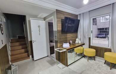 Imagem 5: Sobrado à venda Triplex mobiliado no Xaxim , Curitiba