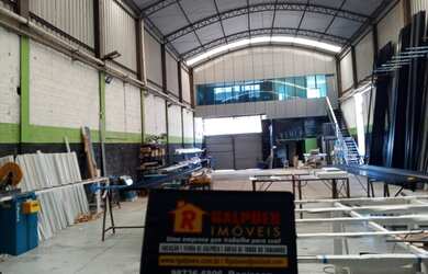 Imagem: O depósito possui 1 Banheiro e está localizado em Maringá