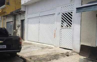 Imagem: A casa possui 2 Dormitórios, 1 Suíte, 2 Banheiros, 1 Vaga