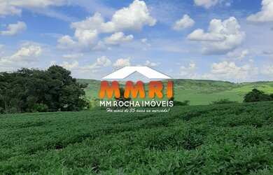 Imagem: A fazenda possui 7 Banheiros, 336m² de Área e está localizado