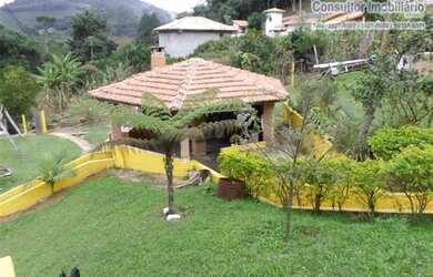 Imagem: A fazenda possui 4 Dormitórios, 1 Suíte, 3 Banheiros, 10 Vagas