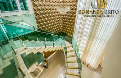 Imagem: A casa em condomínio possui 5 Dormitórios, 5 Suítes, 5 Banheiros