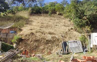 Imagem 1: Vendo Terreno no bairro Mantiquira em Paty do Alferes - RJ