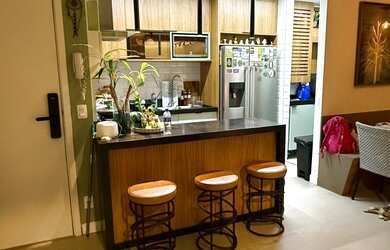 Imagem: O apartamento possui 2 Dormitórios, 1 Suíte, 2 Banheiros