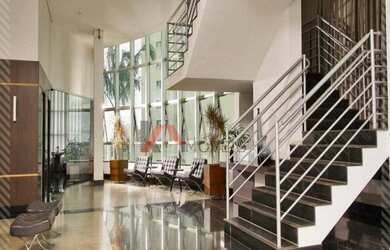 Imagem: O apartamento possui 2 Dormitórios, 1 Suíte, 1 Banheiro, 2