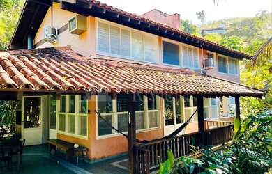 Imagem 3: Casa para Locação Anual na Praia de Santiago em Condomínio Pé na Areia