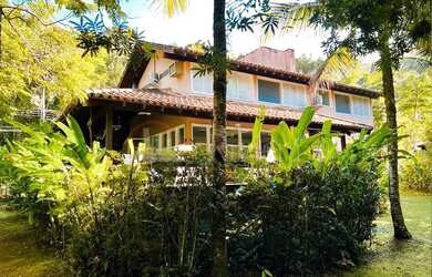 Imagem 2: Casa para Locação Anual na Praia de Santiago em Condomínio Pé na Areia