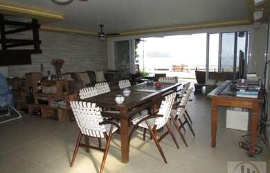 Imagem 2: Casa a Venda em Juquehy, Condomínio Fechado Frente ao Mar com Escritura...