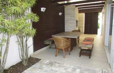 Imagem 7: Casa a Venda em Juquehy, Condomínio Fechado Frente ao Mar com Escritura...