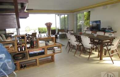 Imagem 8: Casa a Venda em Juquehy, Condomínio Fechado Frente ao Mar com Escritura...