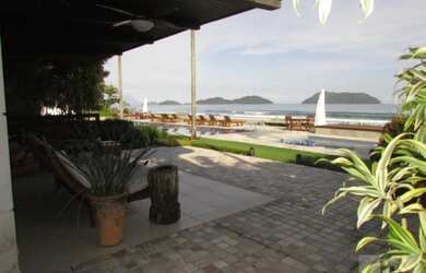 Imagem 4: Casa a Venda em Juquehy, Condomínio Fechado Frente ao Mar com Escritura...