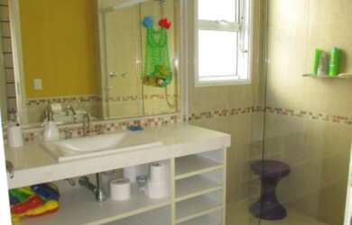 Imagem 16: Casa a Venda em Juquehy, Condomínio Fechado Frente ao Mar com Escritura...