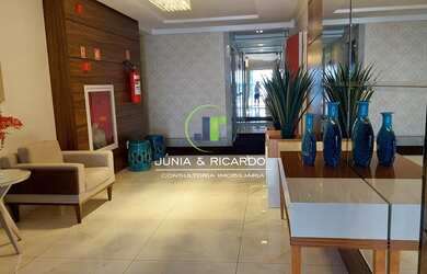 Imagem 2: Apartamento a venda no Centro de Guarapari. Edifício com área de lazer