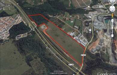 Imagem: O terreno possui 280.000m² de Área Privada e está localizado