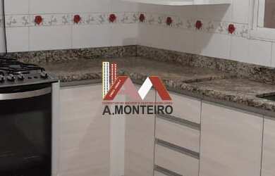 Imagem: A casa possui 2 Dormitórios, 1 Banheiro, 1 Vaga na garagem