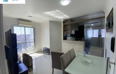 Imagem: O apartamento possui 2 Dormitórios, 1 Banheiro, 1 Vaga na garagem