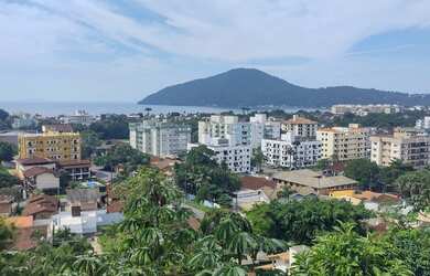 Imagem: O apartamento possui 3 Dormitórios, 3 Suítes, 4 Banheiros