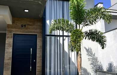 Imagem: A casa para alugar possui 3 Dormitórios, 1 Suíte, 1 Vaga na