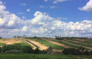 Imagem: O terreno possui 180m² de Área e está localizado em Parque