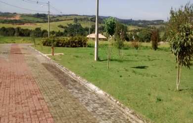 Imagem: O terreno possui 1007m² de Área e está localizado em Jacuhu