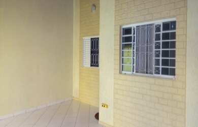 Imagem 3: Casa a Venda em Salto de 02 Dormitórios no Bairro Salto Ville