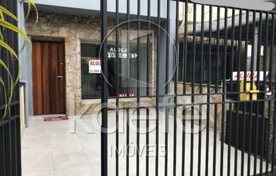 Imagem: A loja possui 4 Banheiros, 1 Vaga na garagem, 180m² de Área