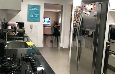 Imagem 2: Imperdível Apartamento de 3 suítes e 3 salas no Campestre, Santo André-SP....