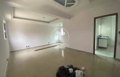 Imagem: A casa possui 3 Dormitórios, 3 Suítes, 3 Banheiros, 3 Vagas