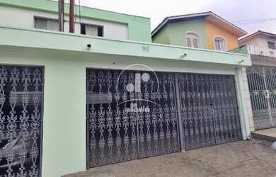 Imagem: A casa possui 3 Dormitórios, 1 Suíte, 3 Banheiros, 2 Vagas