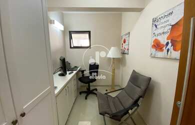 Imagem 4: Vila Bastos. Apartamento com 160m2. 3 Dormitórios, sendo 1 suíte, 3...