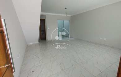 Imagem: A casa possui 3 Dormitórios, 3 Suítes, 5 Banheiros, 4 Vagas