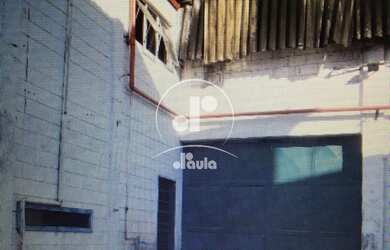 Imagem: O depósito possui 5 Banheiros, 20 Vagas na garagem, 2.145m²