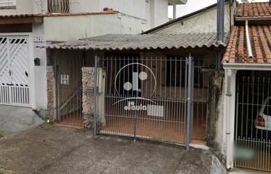 Imagem: O terreno à venda possui 125m² de Área Privada e está localizado