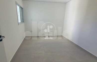 Imagem: O apartamento possui 3 Dormitórios, 1 Suíte, 3 Banheiros