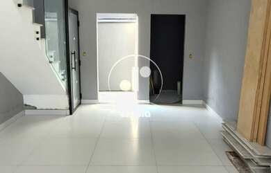 Imagem: A casa possui 2 Dormitórios, 2 Suítes, 2 Banheiros, 2 Vagas