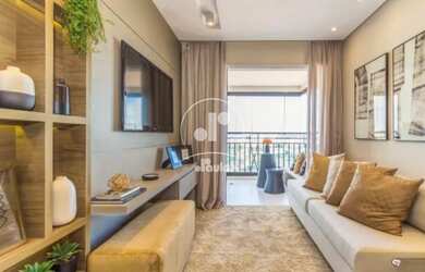 Imagem: O apartamento possui 2 Dormitórios, 1 Suíte, 1 Banheiro, 1