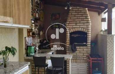 Imagem: A casa possui 3 Dormitórios, 1 Suíte, 2 Banheiros, 4 Vagas