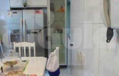 Imagem: A casa possui 3 Dormitórios, 3 Suítes, 3 Banheiros, 4 Vagas