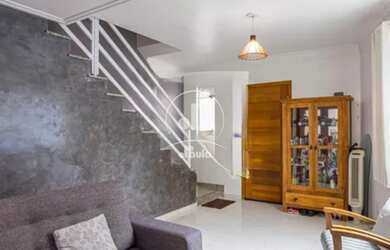 Imagem: A casa possui 3 Dormitórios, 1 Suíte, 3 Banheiros, 2 Vagas