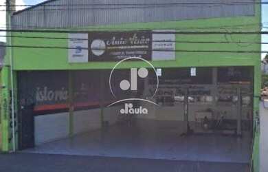 Imagem: O depósito possui 1 Banheiro, 1 Vaga na garagem, 252m² de