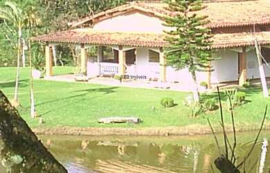 Imagem: A fazenda possui 3 Dormitórios, 5 Banheiros e 36000m² de Área