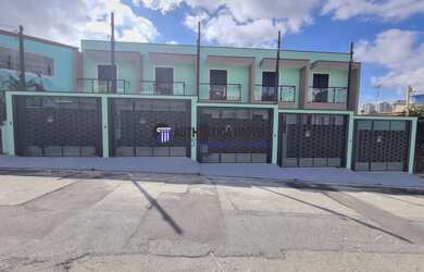 Imagem: A casa possui 2 Dormitórios, 1 Banheiro, 1 Vaga na garagem